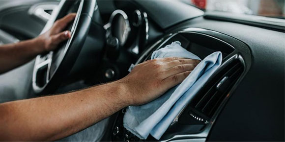 Las 5 mejores marcas de productos para limpiar el interior de un auto