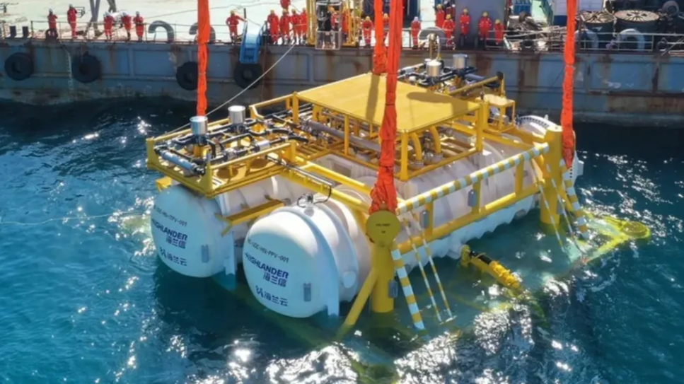 China despliega primer centro de datos submarino comercial de 1.400 toneladas