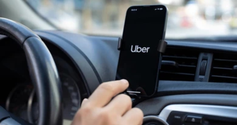 Que siempre no... La SICT desmiente a Uber. NO pueden operar en aeropuertos, asegura