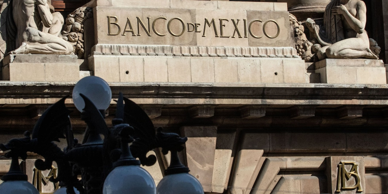 Bancos en México cerrarán tres días consecutivos en febrero de 2026