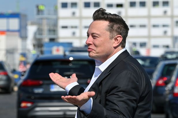 WP: Elon Musk promovió contenido explícito con Grok para obtener más usuarios en X
