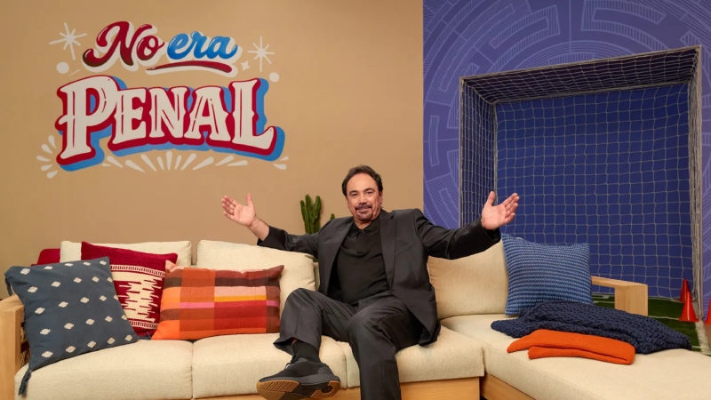 ¿Quieres quedarte a dormir en el Estadio Azteca? Airbnb lanza Experiencia con Hugo Sánchez como host