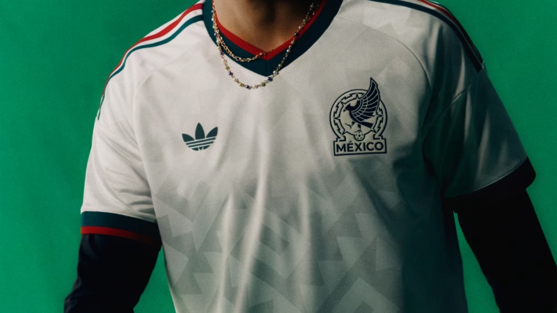 La nueva jersey Away de México está disponible en Mercado Libre y AQUÍ te decimos cómo tener la tuya