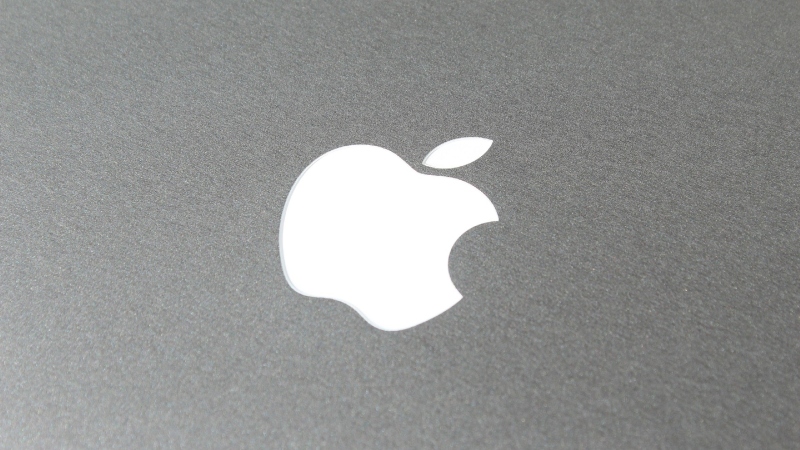 Apple obedece a Trump: invertirá 30 mmdd con Broadcom para adquisición de chips