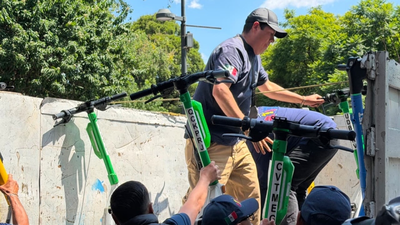 Retiran scooters eléctricos en la Cuauhtémoc ante quejas; Lime asegura tener papeles en regla