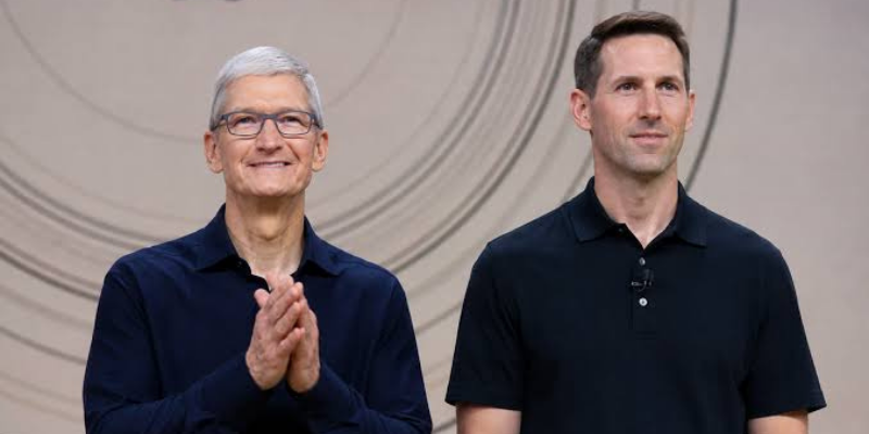 ¿Quién es John Ternus, el nuevo CEO de Apple?