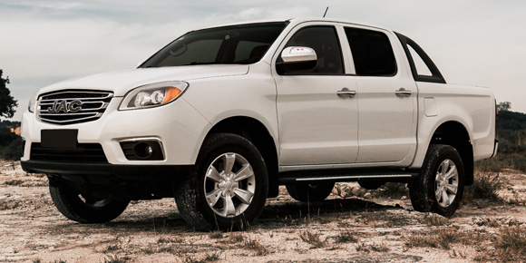 Giant Motors Latinoamérica presenta su nueva pick-up: JAC Frison T6