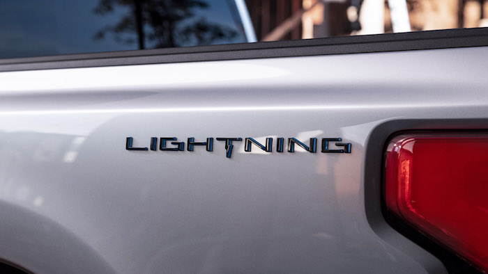 A la velocidad de la luz: Ford revela el nombre de su nueva Lobo eléctrica
