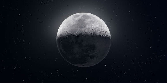 La imagen de la Luna de 81 megapixeles hecha con 50,000 fotos 
