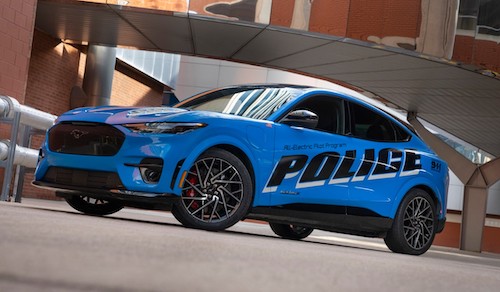 La Policía se pone las pilas: así luce la patrulla eléctrica Mustang que desarrolla Ford