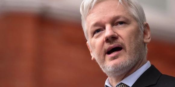 Reabren acusación por violación a Julian Assange 