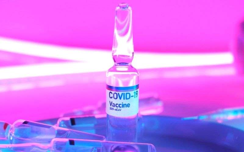 ¿Tienes entre 50 y 59 años? Ya puedes registrarte en línea para la vacuna contra COVID-19
