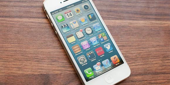 Si tienes un iPhone 5 debes actualizarlo ya mismo... o dejará de funcionar