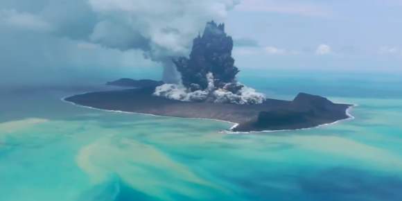 Por la erupción volcánica en Tonga, la superficie de la Tierra es probable que se haya calentado temporalmente por el vapor de agua: NASA
