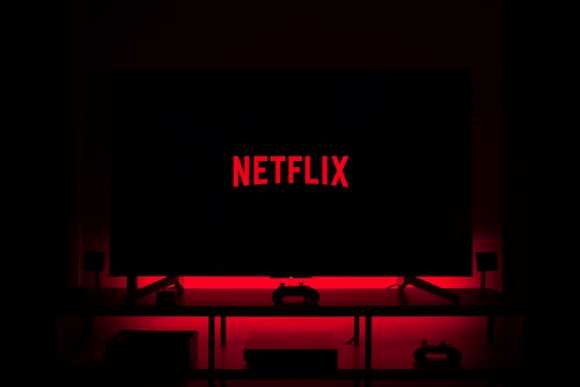 ¡Netflix aumenta tarifa por impuestos! Así quedarán los precios