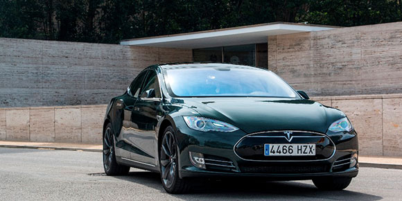 Un Tesla Model S está por alcanzar el millón de kilómetros